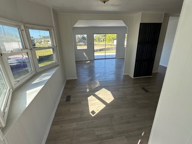 Just listed is this move-in ready 2-bedroom 2-bathroom located - photo 5