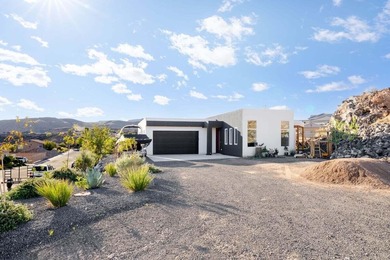 Virgin River Home For Sale in Hurricane Utah