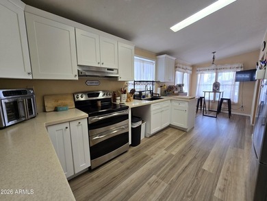 PRICED TO SELL! This is well-maintained 3-bedroom, 2-bath home - photo 11