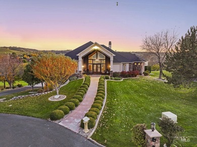 Snake River - Twin Falls County Home Sale Pending in Buhl Idaho