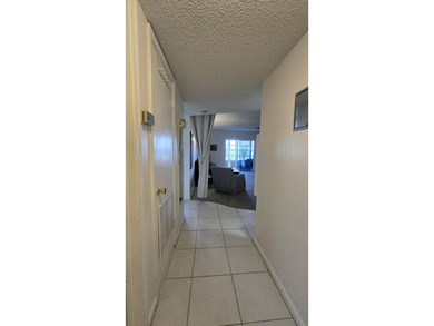 Enjoy South Fla seasonal or full-time living in Castle Gardens - photo 14
