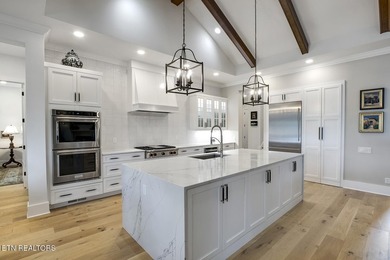 Stunning Lakefront Contemporary with Views and Room to Entertain - photo 15