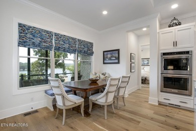 Stunning Lakefront Contemporary with Views and Room to Entertain - photo 16