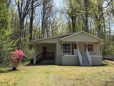 Nice Chalet Style 2 Bedroom, 2 Bath Home Overlooking Lake Louisa - photo 3