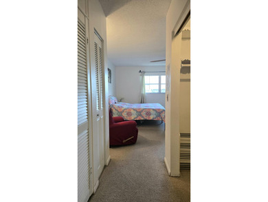 Enjoy South Fla seasonal or full-time living in Castle Gardens - photo 32