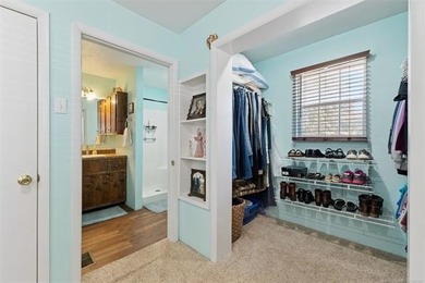 NEW PRICE!! Welcome to this bright and open 3-bedroom, 2.5-bath - photo 37
