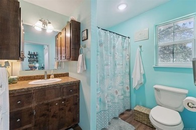 NEW PRICE!! Welcome to this bright and open 3-bedroom, 2.5-bath - photo 38