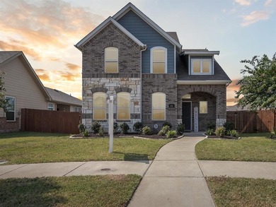 (private lake, pond, creek) Home For Sale in Forney Texas