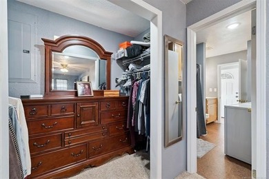 NEW PRICE!! Welcome to this bright and open 3-bedroom, 2.5-bath - photo 42