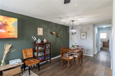 Bright and stylish 2-bedroom condo in Central City featuring an - photo 4