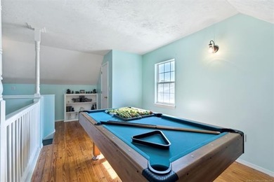 NEW PRICE!! Welcome to this bright and open 3-bedroom, 2.5-bath - photo 47