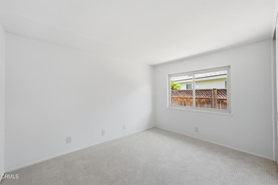 Beautiful 2-bedroom, 2-bath home located in a highly desirable - photo 20