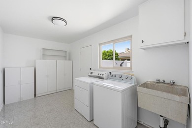Beautiful 2-bedroom, 2-bath home located in a highly desirable - photo 21