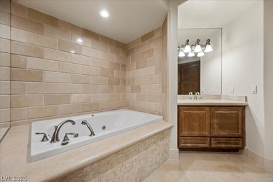 Great opportunity to own a higher floor two bedroom unit in - photo 22