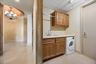 Great opportunity to own a higher floor two bedroom unit in - photo 28