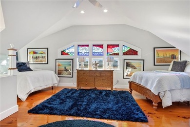Nestled at the water's edge within the coveted Green Hill Beach - photo 28