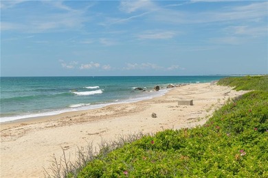 Nestled at the water's edge within the coveted Green Hill Beach - photo 40