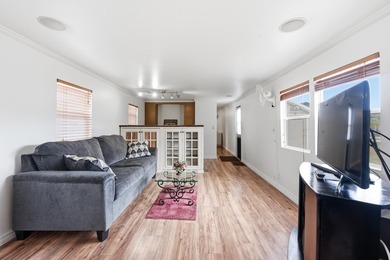 Beautifully maintained and fully furnished 1-bedroom home - photo 3