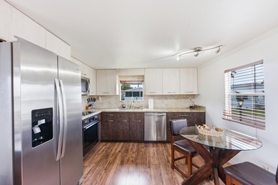 Beautifully maintained and fully furnished 1-bedroom home - photo 6
