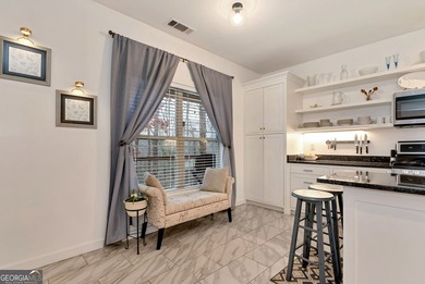 LOCATED WITHIN MINUTES TO THE MURRAY'S COVE BOAT RAMP FOR LAKE - photo 16