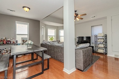 Welcome home to this beautifully updated 2 bedroom, 2 bathroom - photo 16