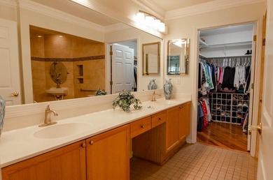 Ranch Villa maintenance free living. Home shows like a model - photo 18