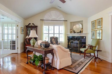 Ranch Villa maintenance free living. Home shows like a model - photo 26
