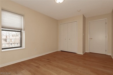 Welcome home to this beautifully updated 2 bedroom, 2 bathroom - photo 29