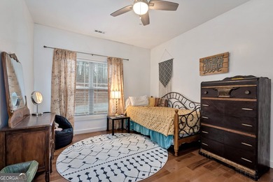 LOCATED WITHIN MINUTES TO THE MURRAY'S COVE BOAT RAMP FOR LAKE - photo 30