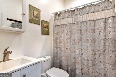 LOCATED WITHIN MINUTES TO THE MURRAY'S COVE BOAT RAMP FOR LAKE - photo 34