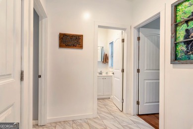 LOCATED WITHIN MINUTES TO THE MURRAY'S COVE BOAT RAMP FOR LAKE - photo 36