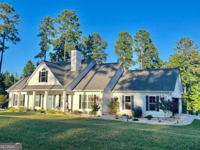 Lake Home For Sale in Eatonton, Georgia