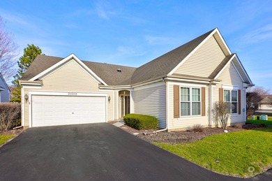 (private lake, pond, creek) Home Sale Pending in Plainfield Illinois
