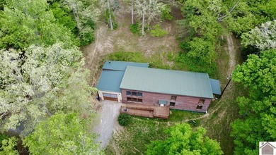 **Unique Lakeside Retreat in Kuttawa!** Discover one of the most - photo 42