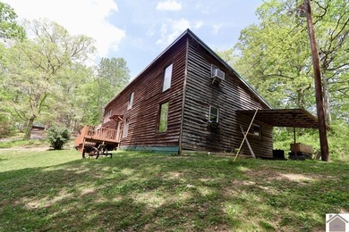 **Unique Lakeside Retreat in Kuttawa!** Discover one of the most - photo 49