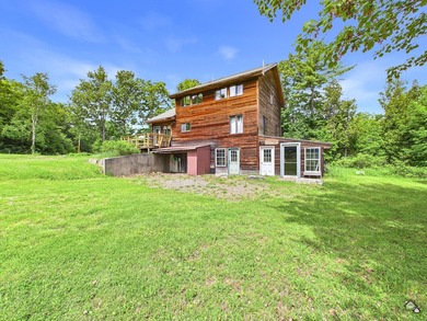 LOCATION LOCATION. Contemporary style home located in desirable - photo 8