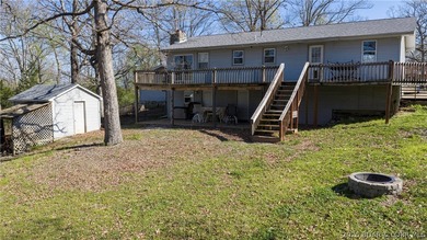 Welcome home to this spacious and beautifully updated 5-bedroom - photo 33