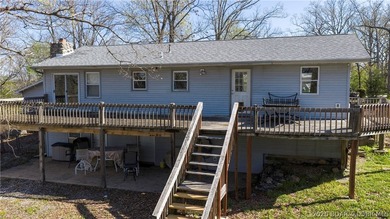 Welcome home to this spacious and beautifully updated 5-bedroom - photo 34