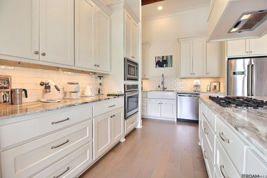 Stunning with a true stately presence, this beautifully designed - photo 15