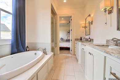 Stunning with a true stately presence, this beautifully designed - photo 19