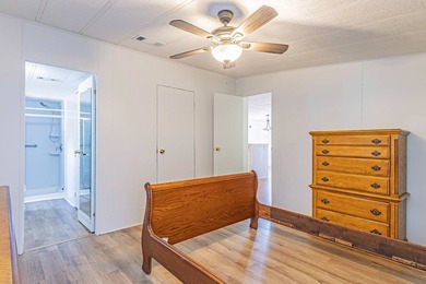 MAKE AN OFFER - OWNER WANTS TO SELL! 1987 Mobile Home | 2 Bed - - photo 22
