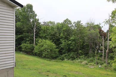 Welcome to this well-maintained in-town manufactured home - photo 5
