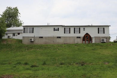 Welcome to this well-maintained in-town manufactured home - photo 6