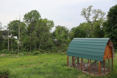 Welcome to this well-maintained in-town manufactured home - photo 9