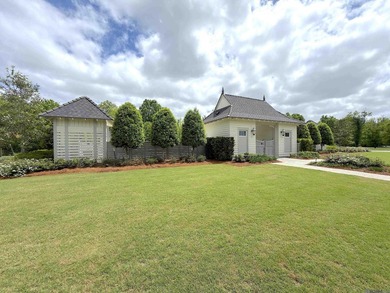 Stunning with a true stately presence, this beautifully designed - photo 38