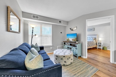 Location, Location, Location! Great opportunity to own a - photo 5