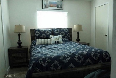 Seller is highly motivated! Perfectly positioned in the - photo 5