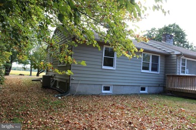 Commercial Opportunity with Flexibility and Visibility!! Located - photo 19