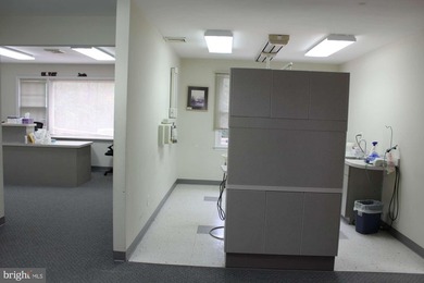 Commercial Opportunity with Flexibility and Visibility!! Located - photo 21