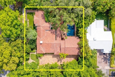 Exceptional Coral Gables residence just moments from The Plaza - photo 22